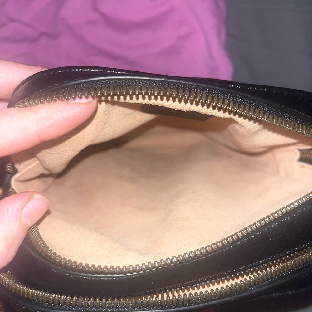 Gucci Marmont Matelasse Black Shoulder Bag - Picture 6 of 7